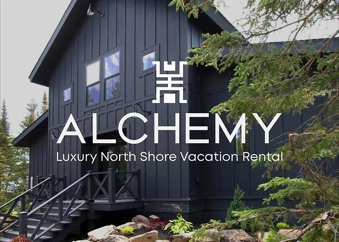 Ski, Golf, Trails, Winery, Lake View, Lutsen, Grand Marias - Sleeps 8